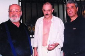 ����������